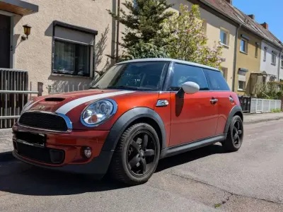 Używany Mini Cooper S 184 KM (135 kW) 2011 Pomarańczowy Hatchback