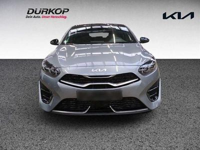 Gebraucht Kia ProCeed GT-Line 140 PS (102 kW) 2024 (css) lunarsilber met. (metallic) Kombi