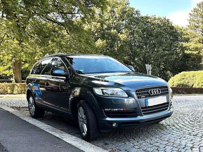 Second-hand Audi Q7 239 CP (175 kW) 2007 Gri SUV