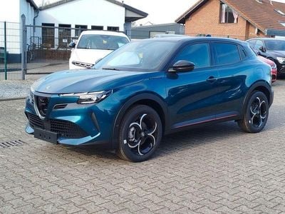 Blu navigli / dach schwarz Gebraucht 2025 Alfa Romeo GT Junior Edizione Speciale SUV | 33.333 € (Fairer Preis)