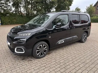 Gebraucht Citroën Berlingo Feel 131 PS (96 kW) 2019 Schwarz Van / Kleinbus