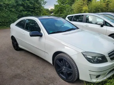 Gebraucht Mercedes CLC180 143 PS (105 kW) 2008 Weiß Coupé