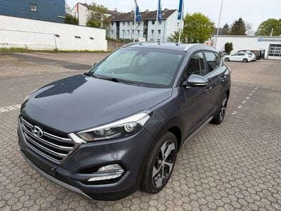 Gebraucht Hyundai Tucson Premium 141 PS (103 kW) 2017 Grau SUV