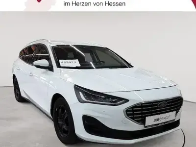 Gebraucht Ford Focus Titanium 116 PS (85 kW) 2023 Weiß Limousine