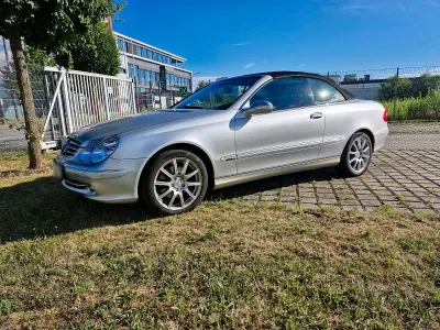 Gebraucht Mercedes CLK240 170 PS (125 kW) 2004 Silber Cabrio