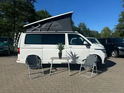 Gebraucht VW California Beach 190 PS (139 kW) 2021 Candyweiss Van