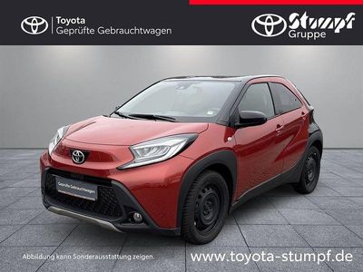 Rot Gebraucht 2022 Toyota Aygo X X-plore SUV | 15.680 € (Teuer)
