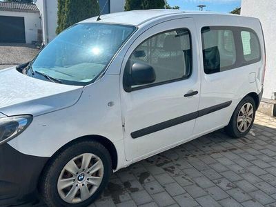 Mercedes Citan 111