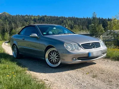 Gebraucht Mercedes CLK200 163 PS (119 kW) 2004 Grau Cabrio