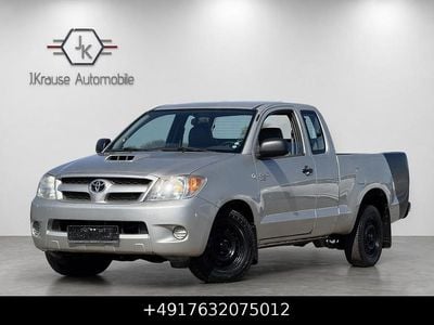 Second-hand Toyota HiLux 120 CP (88 kW) 2008 Argintiu Pickup