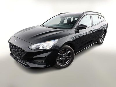 Schwarz metallic Gebraucht 2021 Ford Focus ST-Line Kombi | 19.380 € (Fairer Preis)