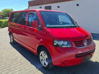 Brugt VW Caravelle 131 HK (96 kW) 2005 Rød Van