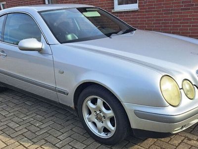 Mercedes CLK220