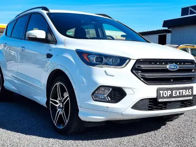 Gebraucht Ford Kuga ST-Line 150 PS (110 kW) 2017 Weiß SUV