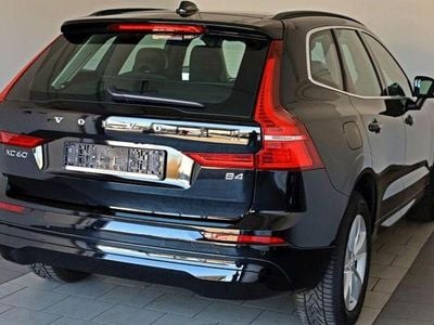 Usado Volvo XC60 Core 197 HP (144 kW) 2022 Preto SUV
