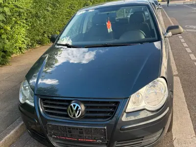 Gebraucht VW Polo 80 PS (58 kW) 2009 Grau Kleinwagen