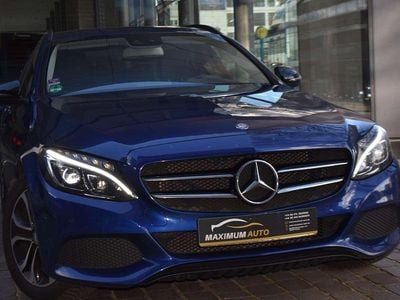 Gebraucht Mercedes C180 Avantgarde 156 PS (114 kW) 2015 Cavansitblau metallic Kombi