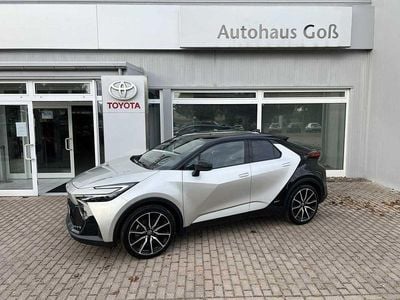 Cosmic silber metallic/ dach schwarz Gebraucht 2023 Toyota C-HR Sport SUV | 39.444 € (Teuer)
