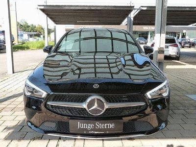Gebraucht Mercedes CLA200 Shooting Brake 150 PS (110 kW) 2023 Kombi