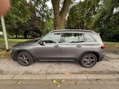 Mercedes GLB250