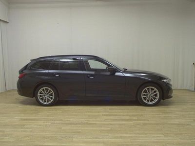 Gebraucht BMW 320 190 PS (139 kW) 2022 Schwarz Kombi