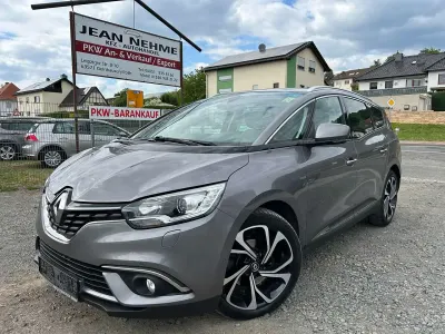 Gebraucht Renault Scénic Bose Edition 131 PS (96 kW) 2017 Grau cassiopee Van / Kleinbus