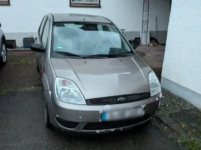 Gebraucht Ford Fiesta 80 PS (58 kW) 2003 Kleinwagen