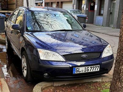 Gebraucht Ford Mondeo 110 PS (80 kW) 2001 Limousine