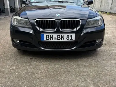 Używany BMW 320 2011 Czarny Kombi