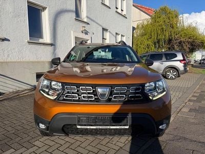 Usado Dacia Duster Comfort 114 HP (83 kW) 2018 Laranja SUV