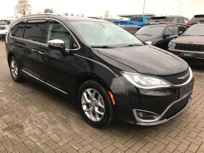 Gebraucht Chrysler Pacifica Limited 291 PS (214 kW) 2017 Schwarz SUV