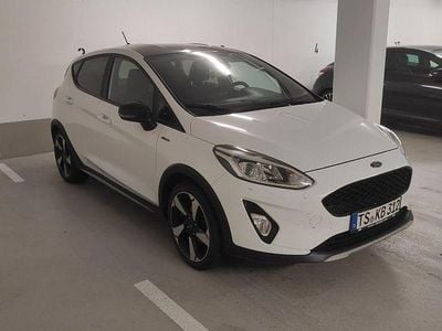 Usata Ford Fiesta Active 101 CV (74 kW) 2019 Bianco Utilitaria