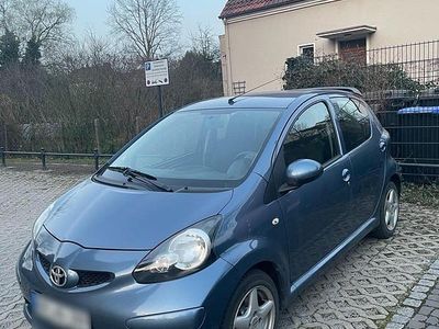 Usata Toyota Aygo 68 CV (50 kW) 2008 Blu Utilitaria
