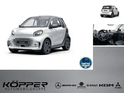 Second-hand Smart ForTwo Electric Drive Exclusive 60 kW (82 CP) 2024 Alb Cabrio