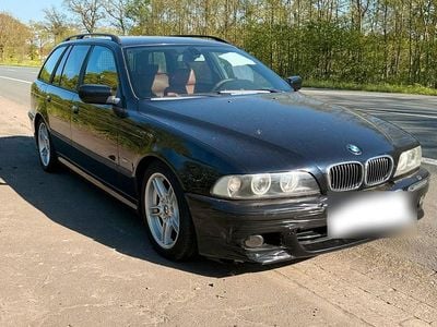Usata BMW 525 M Sport 163 CV (119 kW) 2004 Blu Station wagon