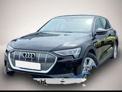 Gebraucht Audi e-tron 300 kW (408 PS) 2023 Schwarz SUV