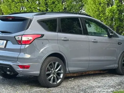Używany Ford Kuga ST-Line 230 KM (169 kW) 2019 Szary SUV