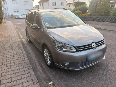 Gebraucht VW Touran 120 PS (88 kW) 2011 Grau Van / Kleinbus