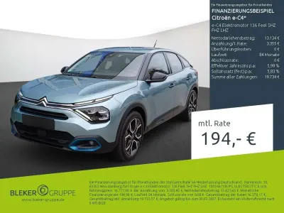 Begagnad Citroën e-C4 Feel 100 kW (136 HK) 2022 Blå Sedan
