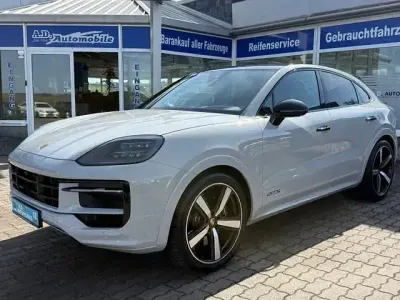 Second-hand Porsche Cayenne Coupe GTS 500 CP (367 kW) 2024 Gri Coupe