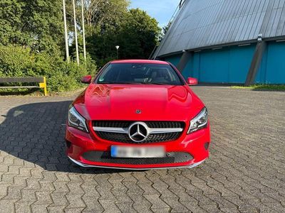 Mercedes CLA200