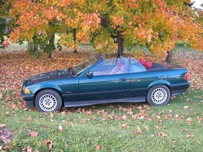 Gebraucht BMW 325 Cabriolet Sport Line 192 PS (141 kW) 1994 Grün Cabrio