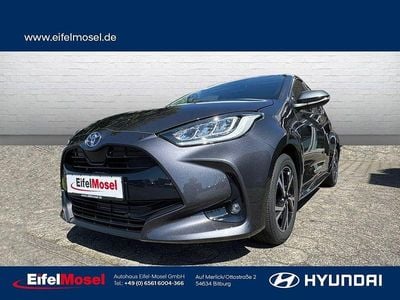 Gebraucht Toyota Yaris Hybrid Comfort 116 PS (85 kW) 2024 Grau Limousine