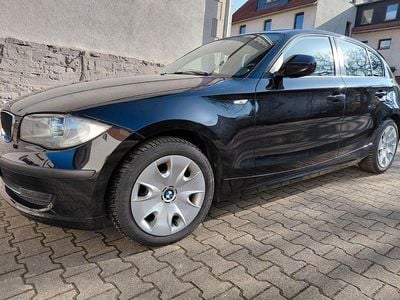 Usata BMW 118 143 CV (105 kW) 2010 Nero Utilitaria