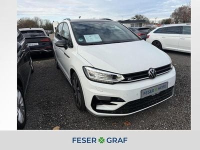Pure white Gebraucht 2022 VW Touran Highline Van / Kleinbus | 30.950 € (Guter Preis)
