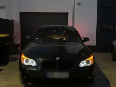 Gebraucht BMW 523 M Sport 177 PS (130 kW) 2005 Schwarz Limousine