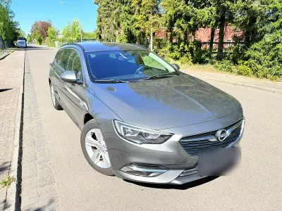 Gebraucht Opel Insignia Edition 140 PS (102 kW) 2017 Grau Kombi
