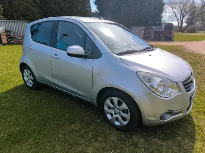 Gebraucht Opel Agila Edition 86 PS (63 kW) 2009 Silber Kleinwagen