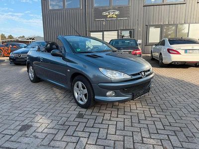 Gebraucht Peugeot 206 CC Filou 109 PS (80 kW) 2005 Grau Cabrio