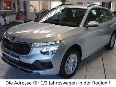 Brilliantsilbermetallic Gebraucht 2024 Skoda Kamiq Selection SUV | 19.990 € (Fairer Preis)